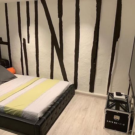 Triplex De Charme Centre Ville Лімож Екстер'єр фото